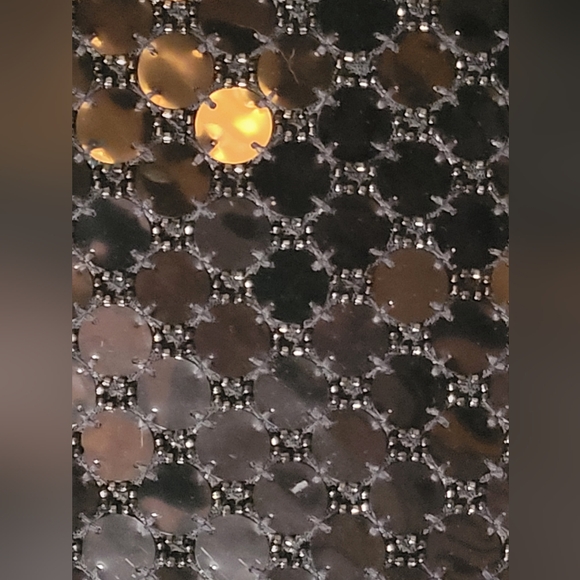 * NWT H & M sequenced black stretchy skirt - Picture 2 of 5